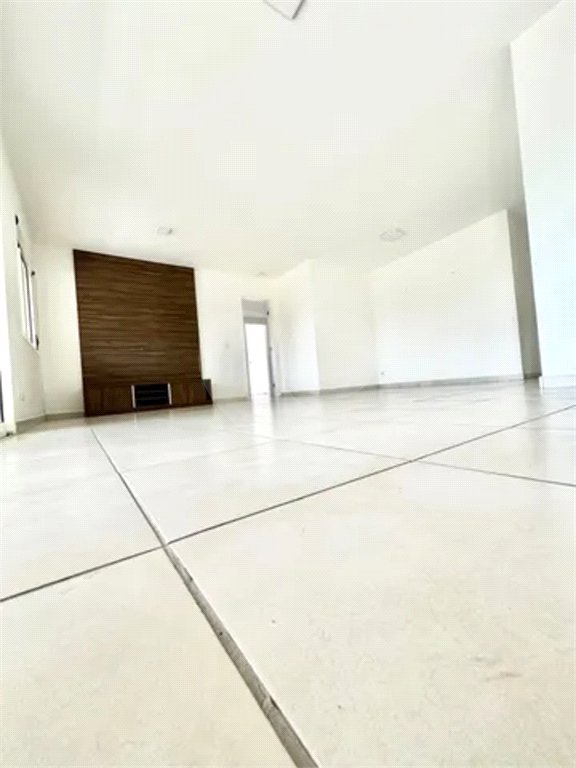 Apartamento à venda com 3 suítes em Parque Residencial Aquarius, São José dos Campos, SP
