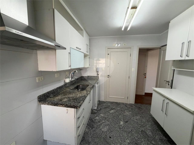 Apartamento à venda com 3 quartos, sendo 1 suíte,  em Santana, São Paulo, SP
