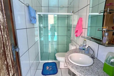Casa à venda com 6 quartos, sendo 1 suíte,  no Centro, Balsas, MA