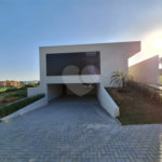 Casa à venda com 3 suítes no condomínio Alphaville Castelo, Itu - SP
