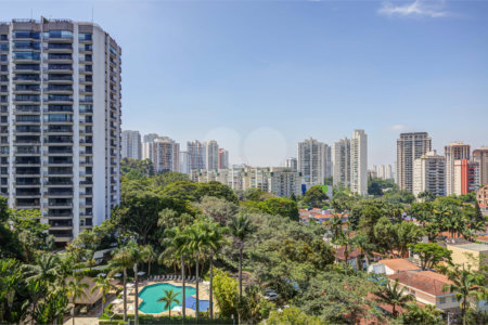 Apartamento à venda com 4 suítes em Alto da Boa Vista, São Paulo, SP