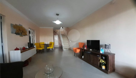Sobrado à venda com 3 quartos, sendo 1 suíte, em Saúde, São Paulo, SP