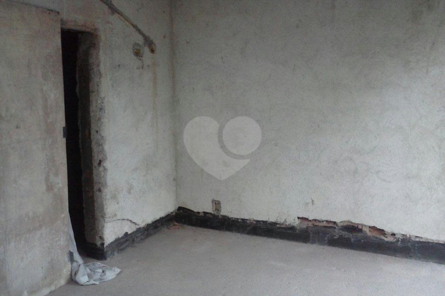 Sobrado à venda com 4 quartos, sendo 1 suíte, em Barro Branco (zona Norte), São Paulo, SP