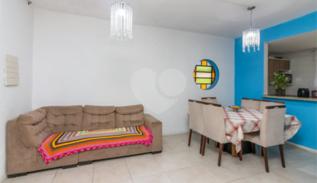 Casa à venda com 3 quartos, sendo 1 suíte, em Chácara Santo Antônio (zona Sul), São Paulo, SP