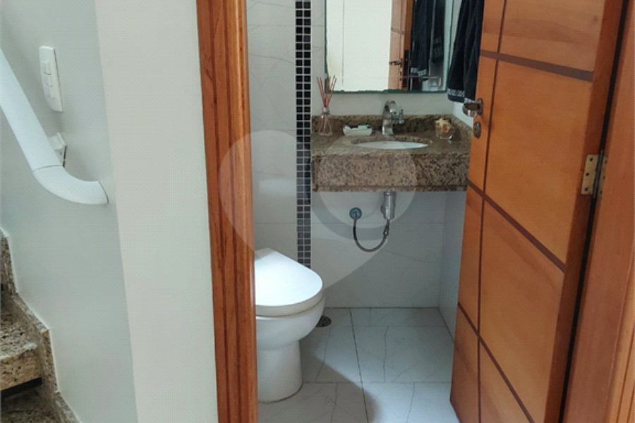 Sobrado à venda com 3 suítes em Santana, São Paulo, SP