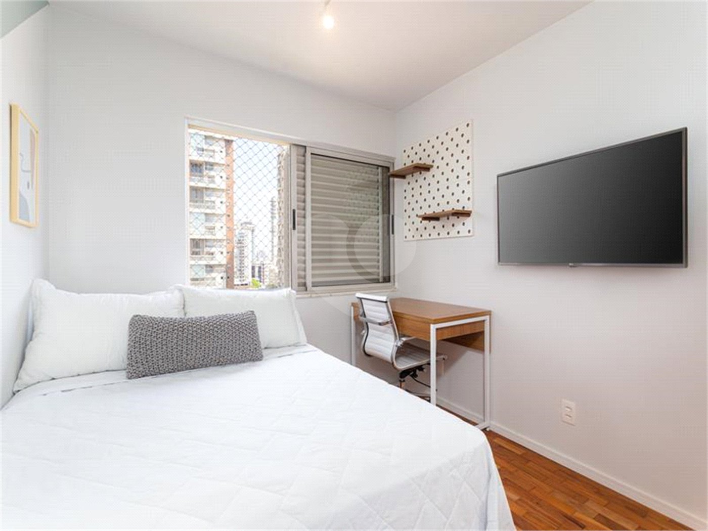 Apartamento à venda com 4 quartos, sendo 1 suíte, em Vila Cordeiro, São Paulo, SP