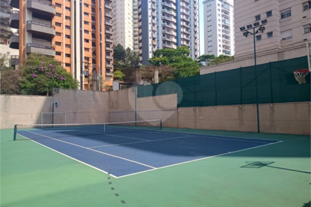 Apartamento à venda com 3 suítes em Vila Suzana, São Paulo, SP