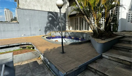 Casa à venda ou para alugar com 4 quartos, sendo 2 suítes,  em Vila Andrade, São Paulo, SP