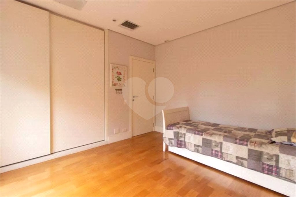 Casa à venda ou para alugar com 4 suítes no condomínio Araucárias, São Paulo - SP
