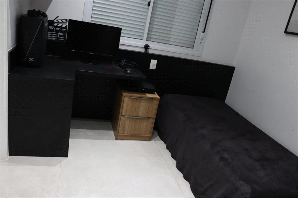 Apartamento à venda com 4 quartos, sendo 3 suítes, em Parque Reboucas, São Paulo, SP
