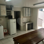 Sobrado à venda com 3 quartos em Vila Galvão, Guarulhos, SP