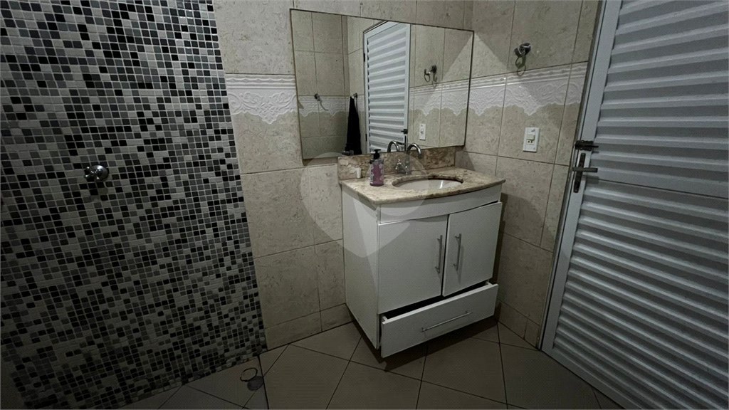 Sobrado à venda com 3 quartos em Cidade Kemel, São Paulo, SP