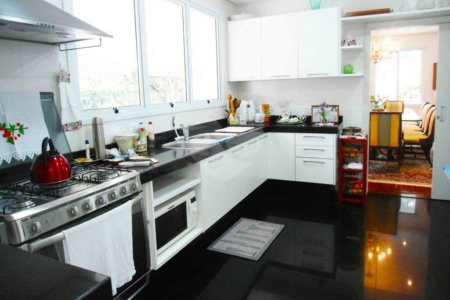 Casa à venda com 4 suítes no condomínio Vila Alba, São Paulo - SP