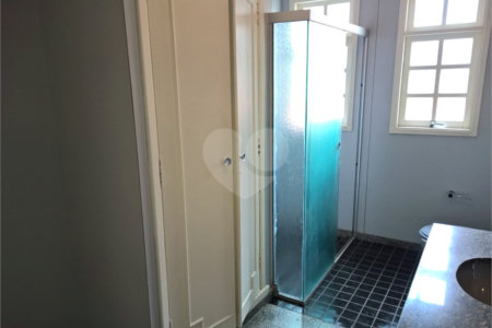 Sobrado à venda com 3 quartos, sendo 1 suíte,  em Planalto Paulista, São Paulo, SP