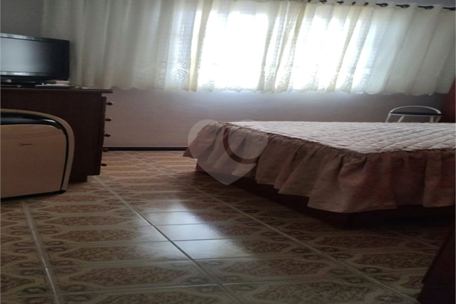 Casa à venda com 4 quartos, sendo 1 suíte, em Tremembé, São Paulo, SP