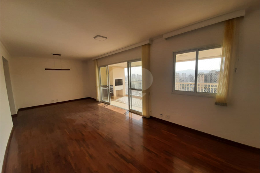 Apartamento à venda com 3 quartos, sendo 1 suíte, em Santana, São Paulo, SP
