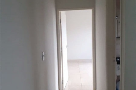 Sobrado à venda com 4 quartos, sendo 1 suíte, em Jardim Germânia, São Paulo, SP
