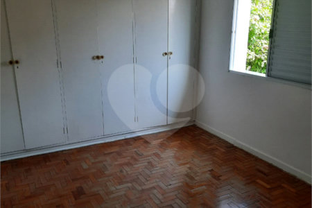 Sobrado à venda com 3 quartos em Vila Universitária, São Paulo, SP