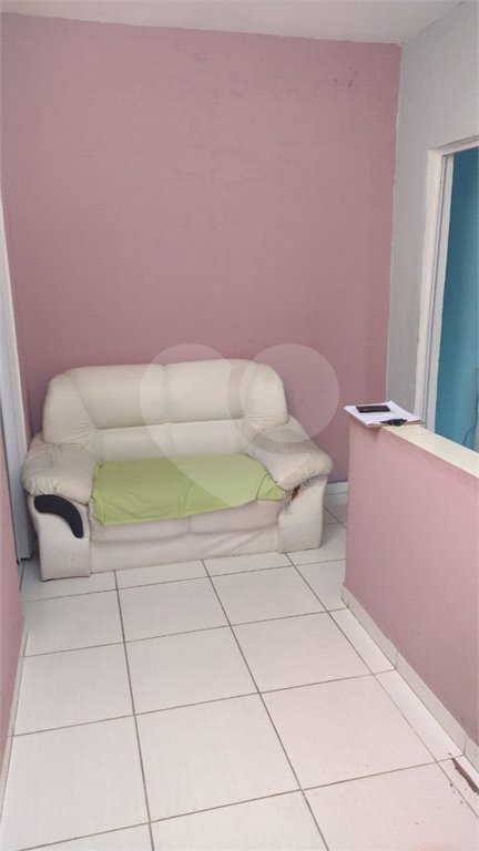 Sobrado à venda com 2 quartos em Cidade Tiradentes, São Paulo, SP
