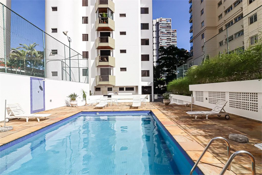 Apartamento à venda com 3 suítes em Cidade Monções, São Paulo, SP
