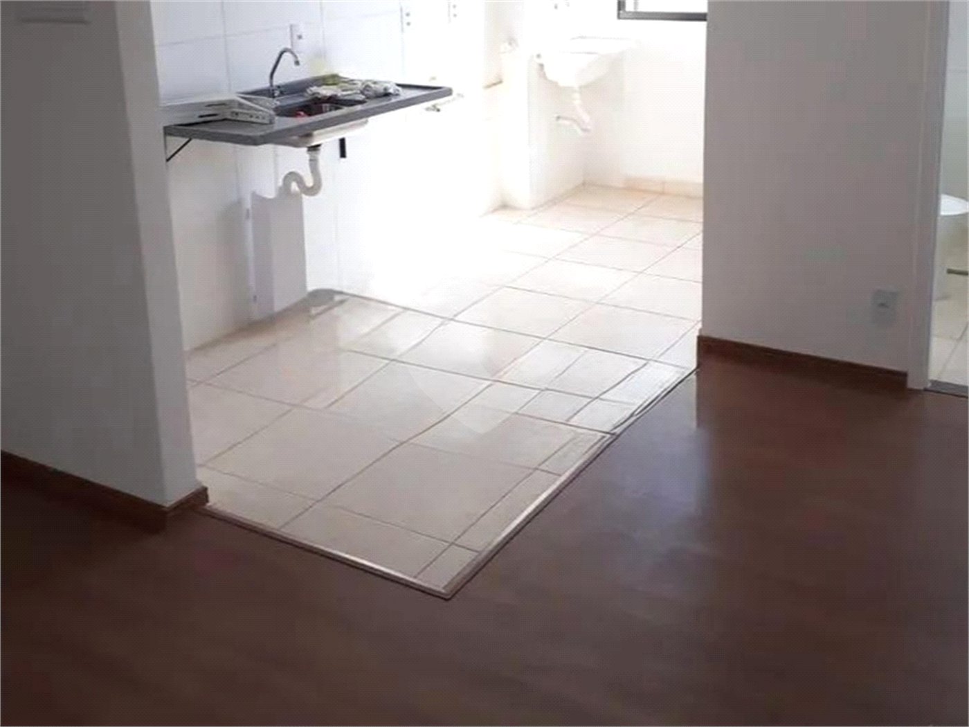 Apartamento à venda com 2 quartos no Centro, Votorantim, SP