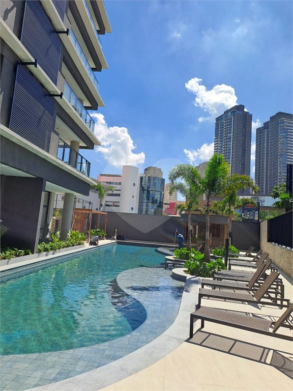 Apartamento à venda com 3 suítes, em Alphagran Alphaville, Barueri, SP