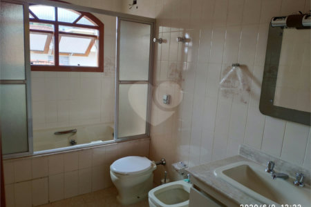 Casa à venda com 5 quartos, sendo 1 suíte, em Jaguaré, São Paulo, SP