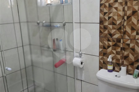 Sobrado à venda com 5 quartos, sendo 1 suíte,  em Vila Bela Vista, Suzano, SP