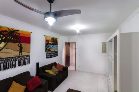Sobrado à venda com 3 quartos, sendo 1 suíte,  em Vila Mazzei, São Paulo, SP