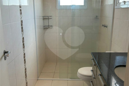 Casa à venda com 3 suítes no condomínio Terras de São Francisco, Vinhedo - SP