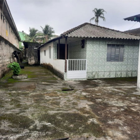 Terreno de 503 m² com Casa à Venda em Vicente de Carvalho | Excelente Oportunidade para Investidores Próximo ao Futuro Túnel Santos–Guarujá