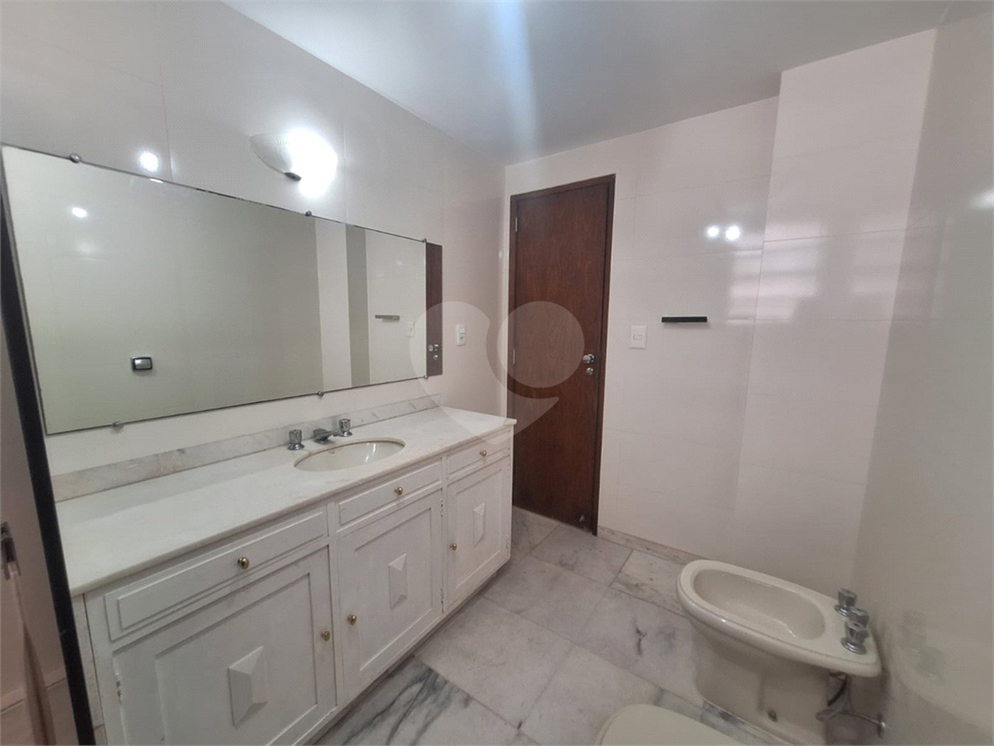 Apartamento à venda com 3 quartos, sendo 1 suíte, em Tijuca, Rio de Janeiro, RJ