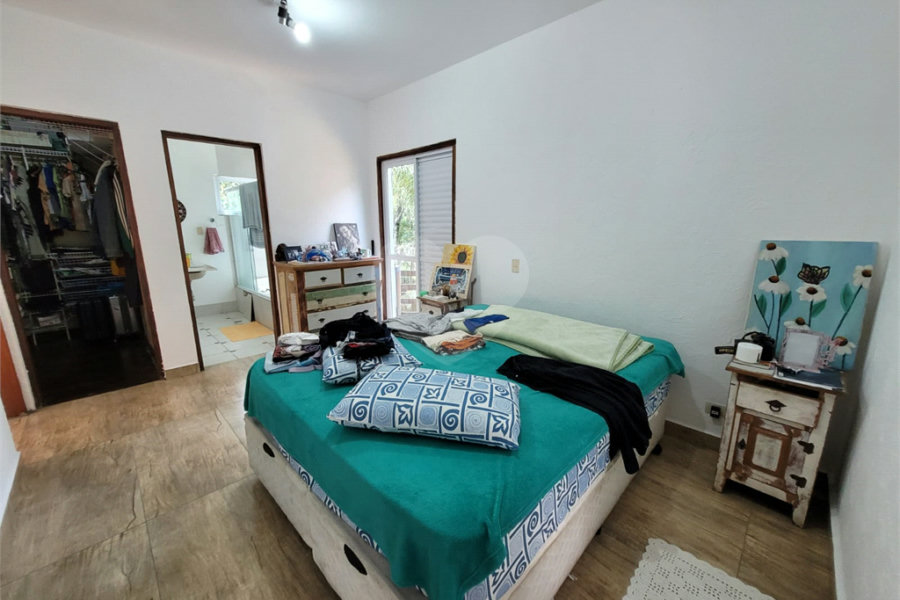 Casa à venda com 3 quartos, sendo 1 suíte, no condomínio Sausalito, Mairiporã - SP