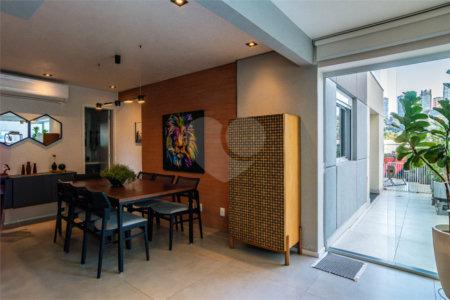 Apartamento à venda com 2 quartos, sendo 1 suíte, em Chácara Santo Antônio (zona Sul), São Paulo, SP