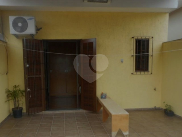 Sobrado à venda com 3 quartos, sendo 1 suíte,  em Campo Grande, São Paulo, SP