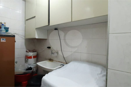 Sobrado à venda com 3 quartos, sendo 1 suíte, em Jardim Regina, São Paulo, SP