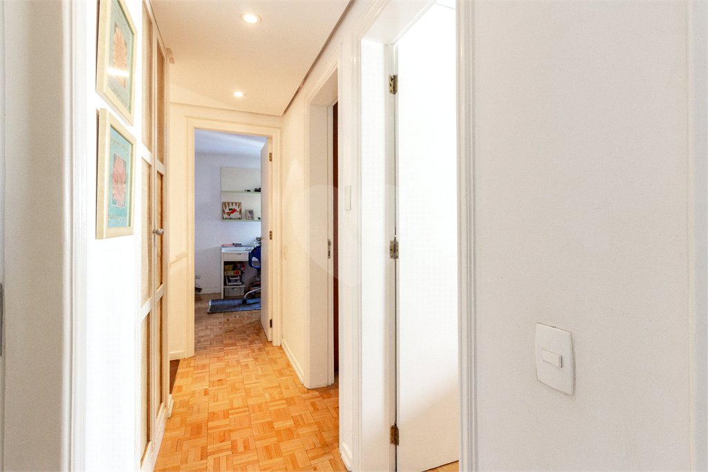 Apartamento à venda com 4 quartos, sendo 2 suítes, em Perdizes, São Paulo, SP