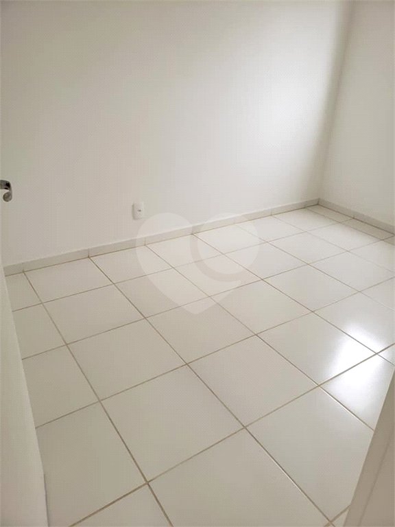 Apartamento para venda no Condomínio Residencial Parque dos Manacás