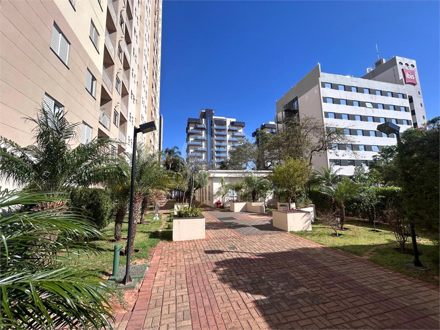 Apartamento a venda.