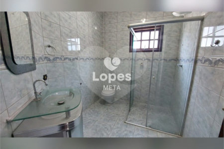 Casa à venda com 3 quartos, sendo 1 suíte, no condomínio Eldourado, São José dos Campos - SP