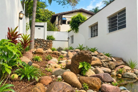 Sobrado à venda com 4 quartos, sendo 2 suítes, em Brooklin, São Paulo, SP