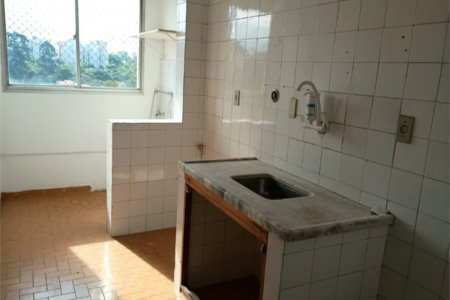 Apartamento à venda com 2 quartos em Jardim Ivana, São Paulo, SP