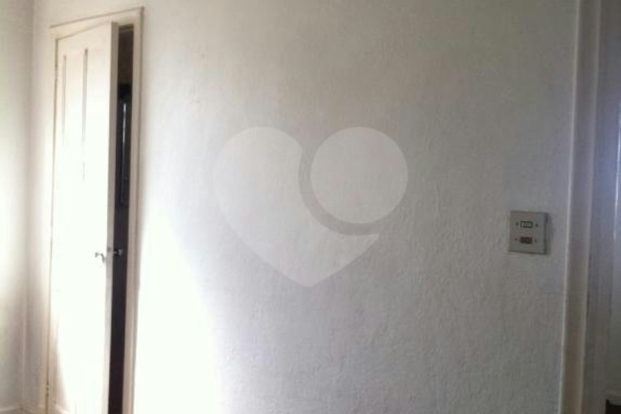 Sobrado à venda com 3 quartos em Vila Nova Cachoeirinha, São Paulo, SP