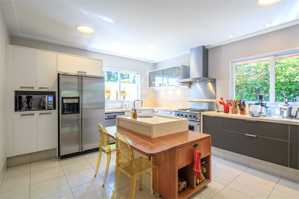 Casa à venda com 4 suítes no condomínio L`exclusive, São Paulo - SP