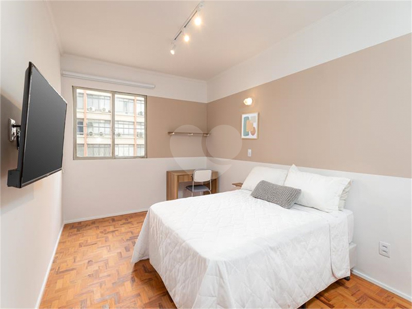 Apartamento à venda com 4 quartos, sendo 2 suítes, em Pinheiros, São Paulo, SP