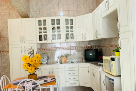 Casa à venda com 3 quartos, sendo 1 suíte, em Parque das Colinas, Valinhos, SP