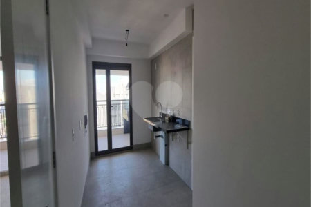 Apartamento à venda com 3 suítes em Moema, São Paulo, SP
