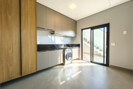 Casa à venda com 4 suítes, no condomínio Villa dos Pinheiros, Indaiatuba - SP
