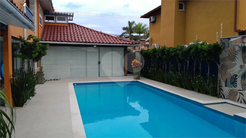 Casa à venda com 6 quartos, sendo 4 suítes, em Manguinhos, Armação dos Búzios, RJ