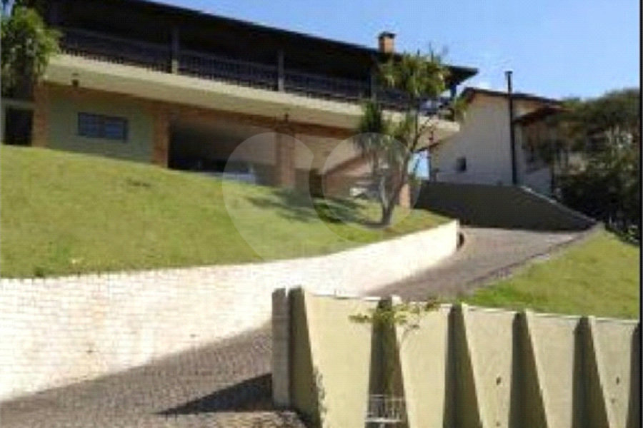 Casa à venda com 4 suítes em Alpes dos Araçás (jordanésia), Cajamar, SP